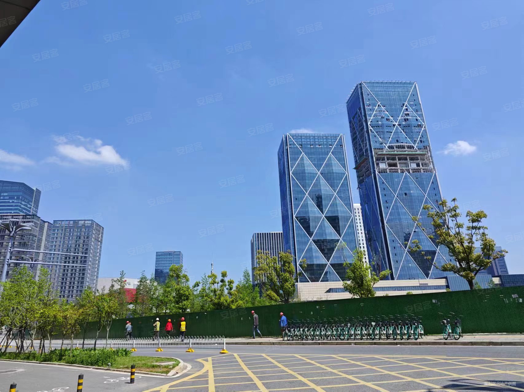 武汉房产网>武汉二手房>洪山二手房>光谷东二手房>绿地光谷中心城>