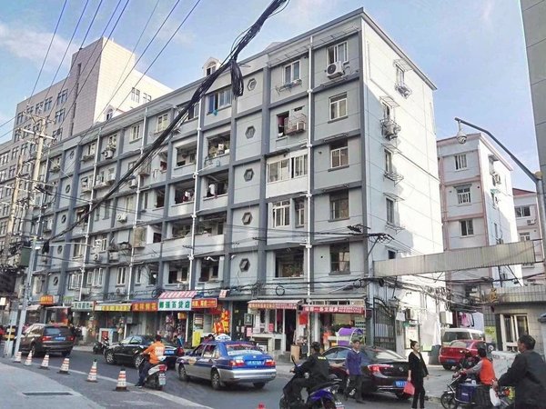 老西门板块!陆家浜!精装一室!采光好! 全套家具!拎包入住!