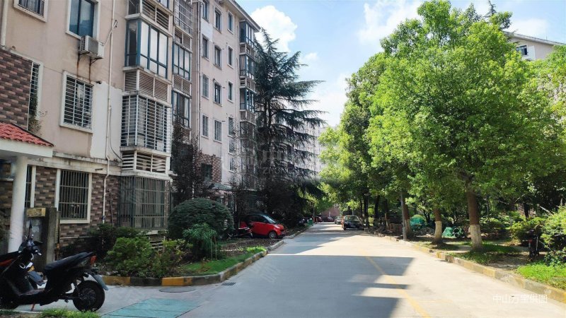 无锡房产网>无锡二手房>梁溪二手房>上马墩二手房>瑞江花园(东区)>