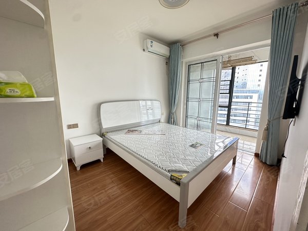 福州马尾江滨东大道滨江one57马尾精装看江2房 东方名城 阳光学院