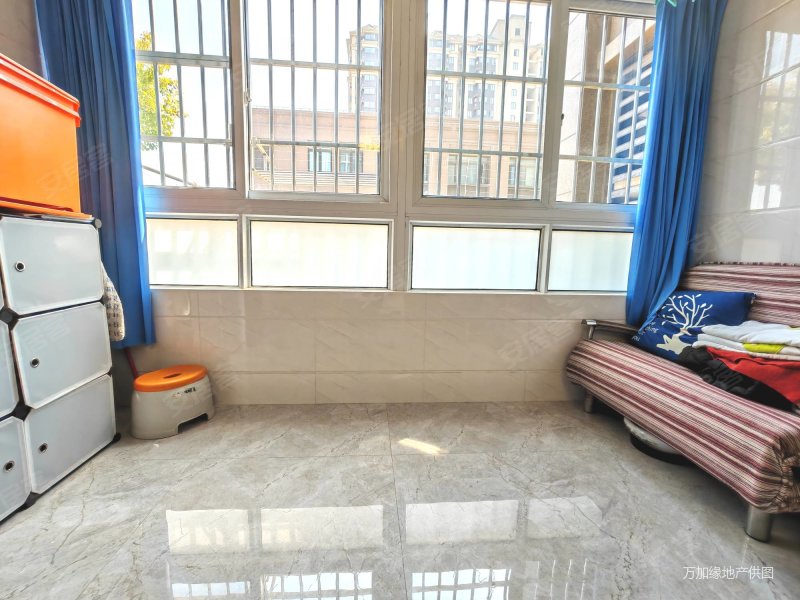 松江南地铁站旁谷水佳苑精装修3房位置采光好近商业街