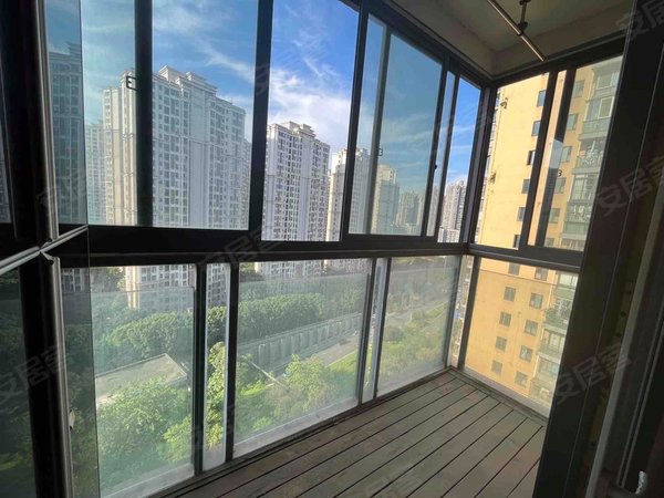 重庆江北北滨路鹏润蓝海(a区)真实在租 房子可压一付二 手慢无!