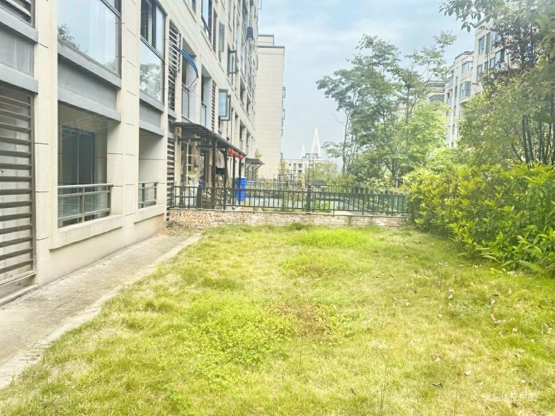 120平前后花园端户洋房,业主k20个出售,轻轨房,绿地城(二期)二手房,95