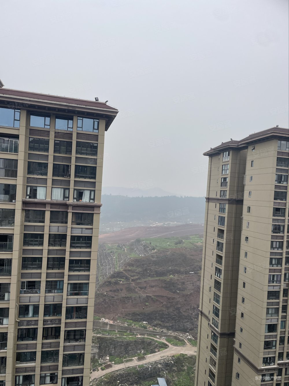 重庆房产网>重庆二手房>丰都二手房>丰都城区二手房>龙城华府御峰>