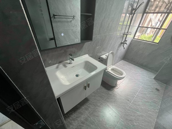 泉州鲤城清濛开发区建兴大厦建兴大厦 附近配套齐全 南北通透 电梯房