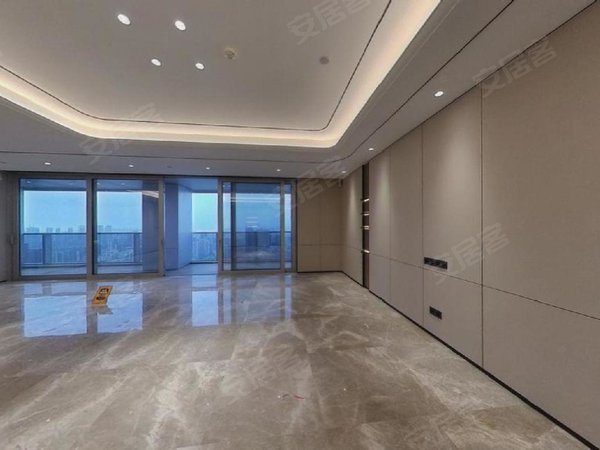 深圳南山华侨城侨城一号侨城一号精装修房 家电齐全,随时入住,4室!