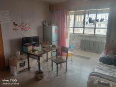 石河子红山红山城区景观河旁 靠近万达 34小区 两室 便宜 低租出租房源真实图片