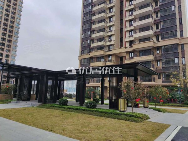 东沟岭租房,长罡路地铁站联发君悦精装三房出租,兴宁租房-南宁58安居