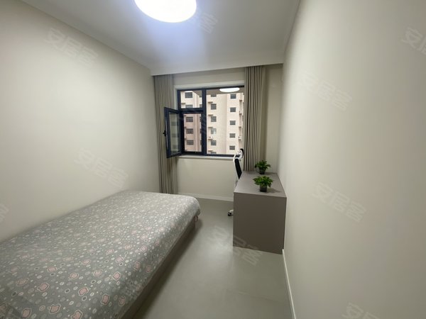 运城盐湖天逸公园紫云轩急租.后稷门口紫云轩电梯11楼.