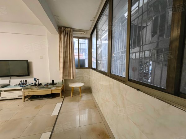 深圳罗湖笋岗金豪花园笋岗旁大三房朝南只有一套看房方便出租房源真实