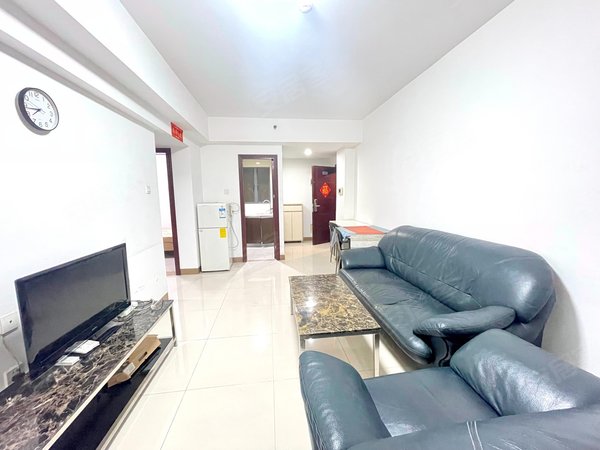 佛山禅城季华六路九鼎国际公寓笋房!两房!拎包入住!家庭住!干净安静!