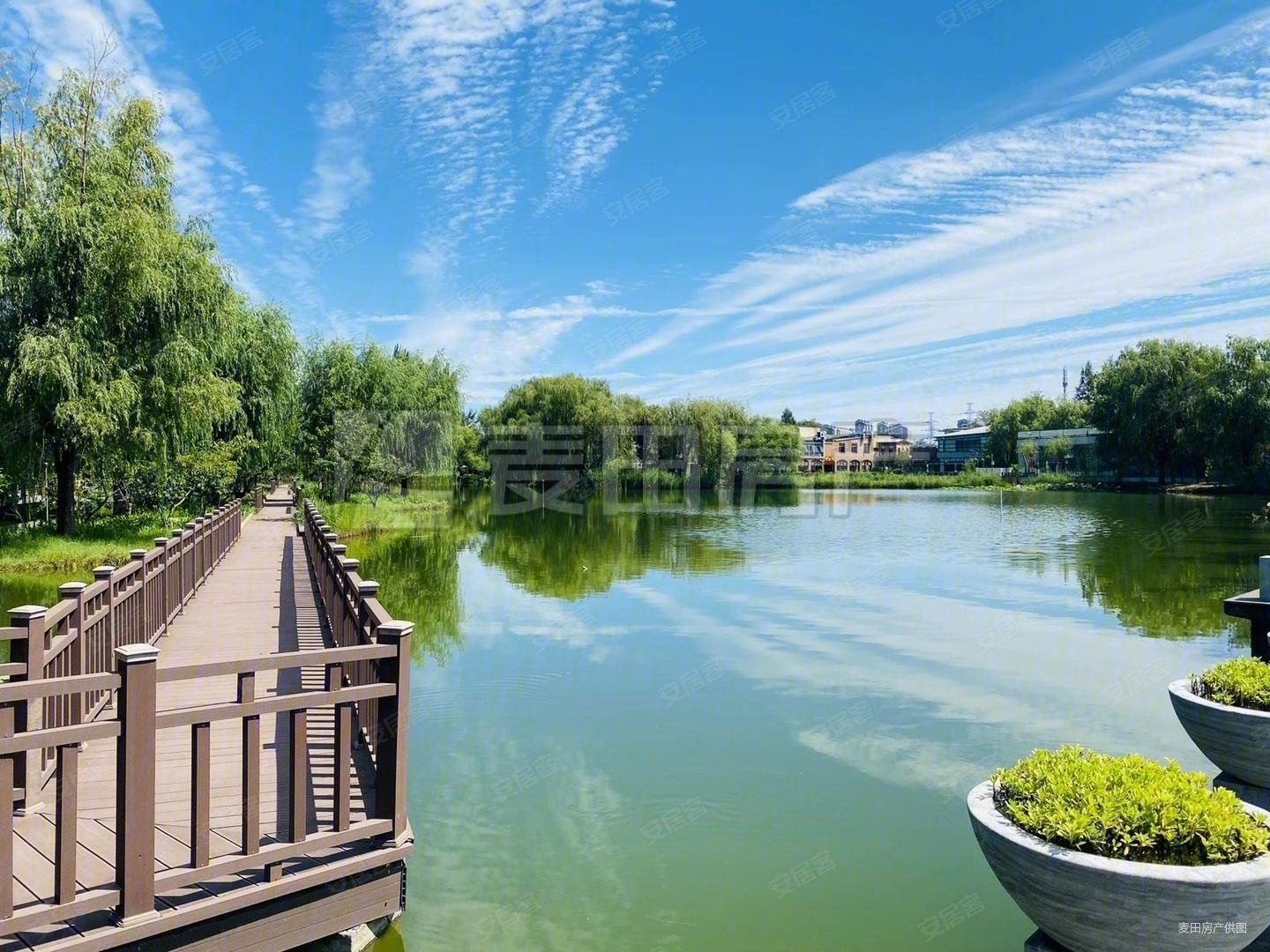 南 150平,性价比高,龙湾别墅二手房,2600万,5室2厅,3卫,380平米-北京