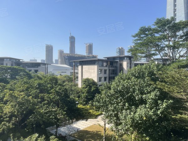 深圳南山蛇口双玺花园双玺花园 4室2厅4卫 精装修 222平 赠送保姆房