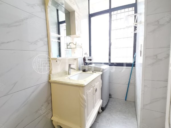 株洲醴陵市太一商城国瓷新城出租 国瓷新城旁 精装3房2厅 看房方便