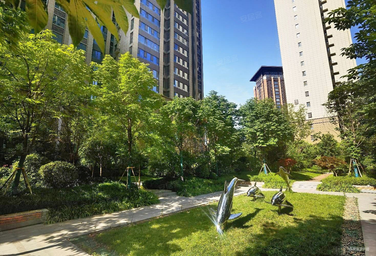 荣民宫园学府3室1厅1卫93.08㎡南155万