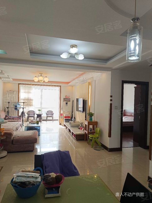 富丽园5楼南北108平898万明厅落地窗