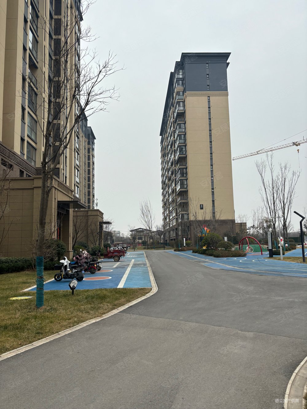 89,南北通透3室2厅2卫毛坯现房,龙记观园二手房,96万,3室2厅,2卫,137.