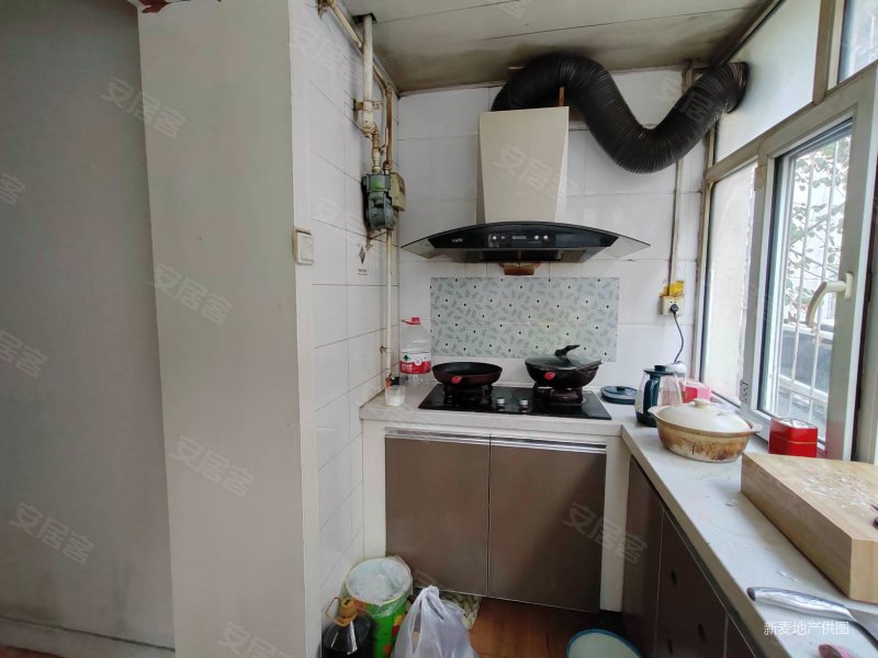 鲤鱼山花园小区2室2厅1卫65.6㎡南北50万