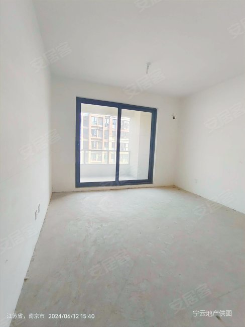 方山旁高端住宅 电梯洋房 密度低 房龄新 看山看水 视野好,五矿九玺台