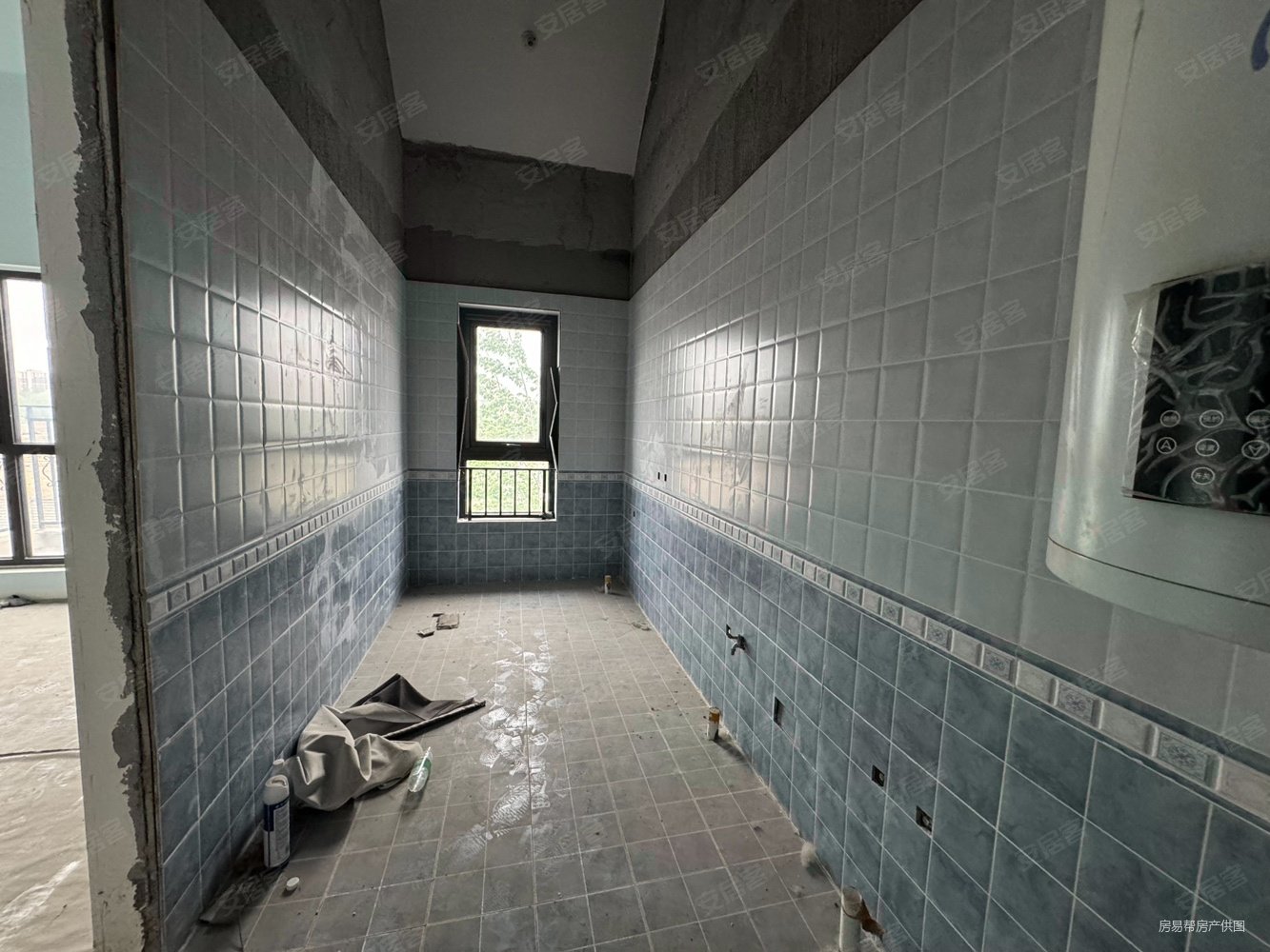 大运河孔雀城轩园七期(别墅)4室2厅4卫223㎡南北180万