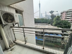 客村地铁站 小区安静 电梯精装修一房一厅 望广州塔 保养新净