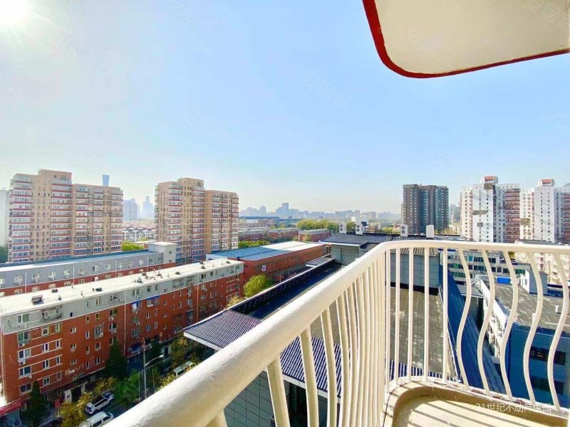 伯宁花园1室1厅1卫80㎡南北598万