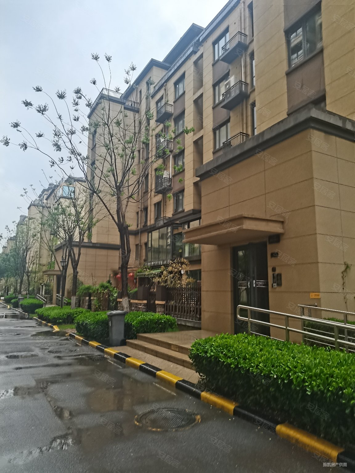 洋房 洋房 150万,路劲御城二期二手房,150万,4室2厅,2卫,142平米-洛阳