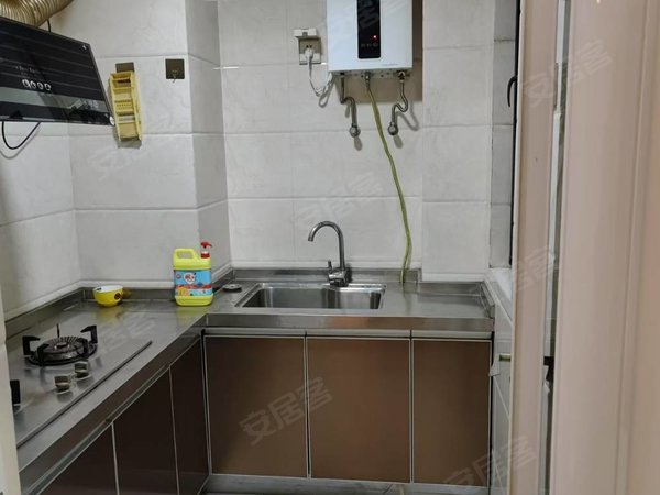 安阳文峰中环百货义乌城义乌城包物业精装一室一厅,拎包入住出门即万达,义乌商贸城。出租房源真实图片