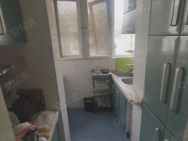 东四十条地铁青蓝大厦中汇广场军总医院东直门医院海运仓主卧