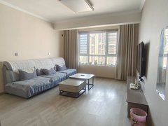 阿克苏阿克苏市阿克苏城区金兰广场单身公寓客卧分离，年租22000，押金3000，出租房源真实图片