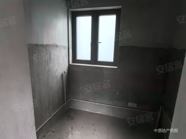 风荷丽景尚城(东区公寓住宅)4室2厅3卫204.06㎡南1350万