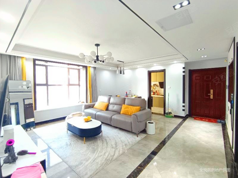 山水泉城北城 3室2厅 95万元 精装