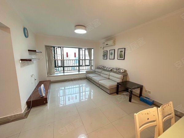 广州海珠宝岗江南花园整租 江南花园两房一厅 带阳台 东向 高层出租