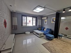 保定莲池河北农大保运鑫苑精装两室，紧邻火车站，农大东校区，拎包入住，可月付出租房源真实图片