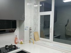 淄博博山易达广场银龙苑 4室2厅2卫出租房源真实图片