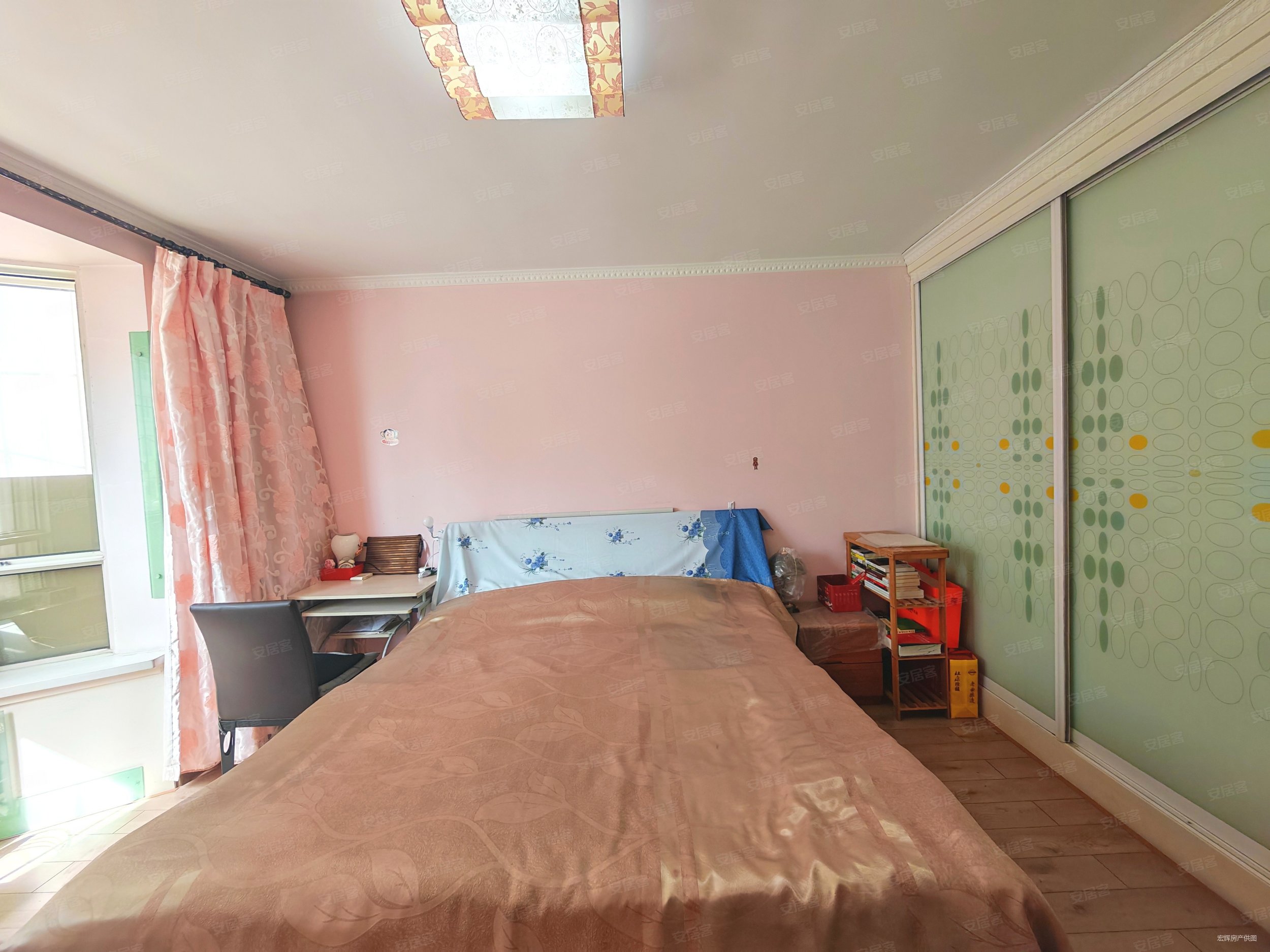 龙源叠翠3室2厅2卫147.81㎡南北76万