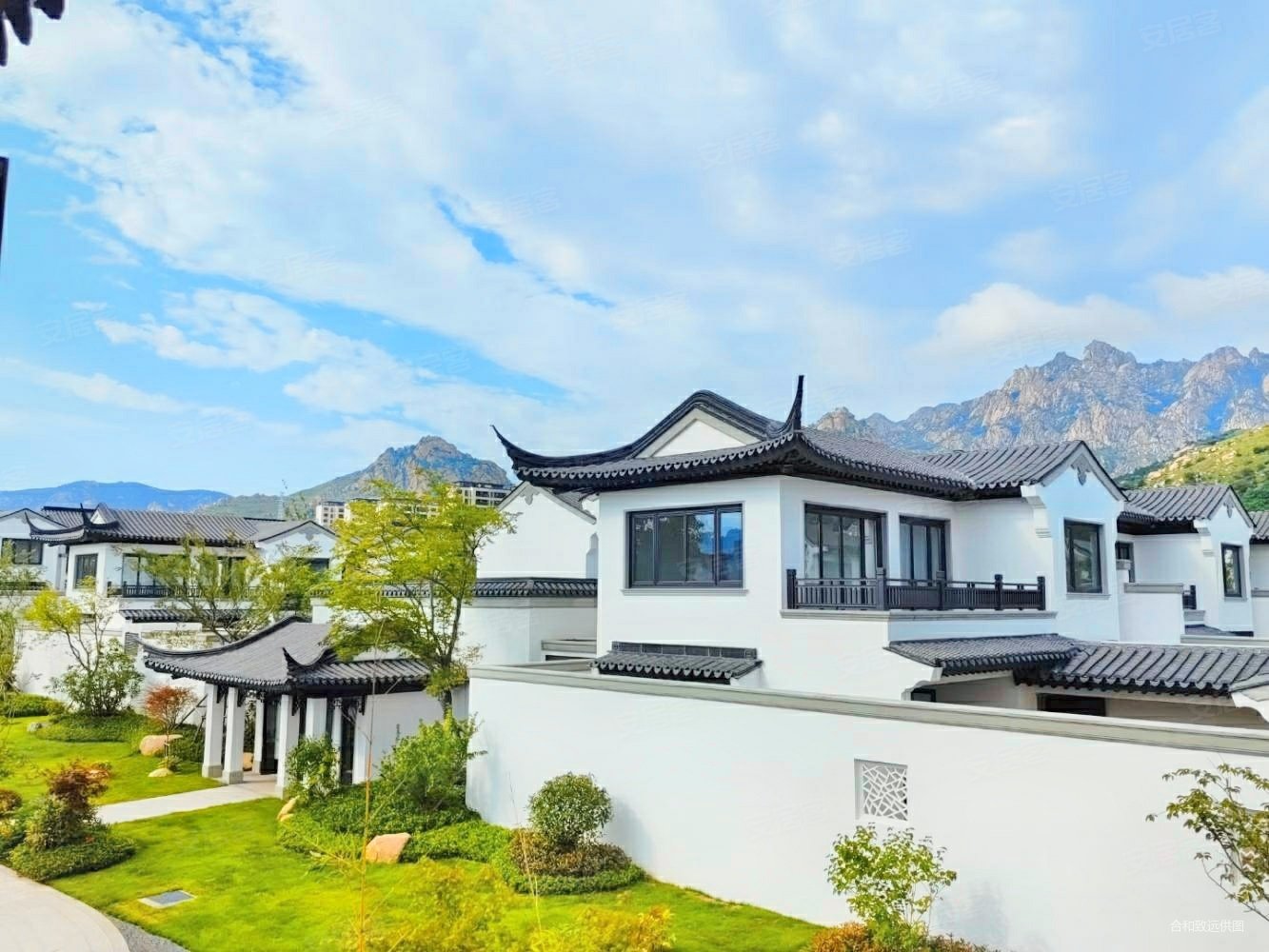 东方文化小镇点星谷宸溪谷小珠山下长寿村旁中式合院别墅