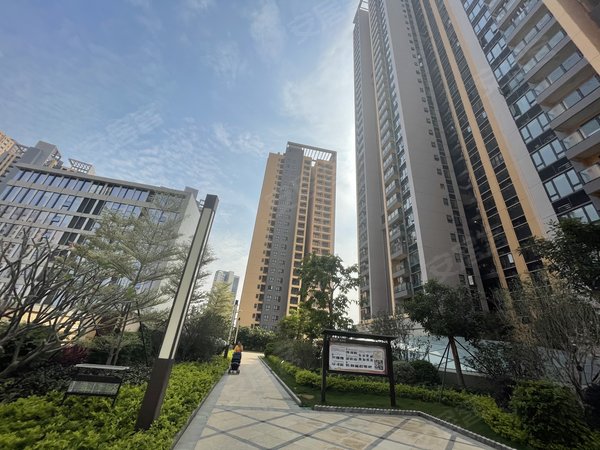 深圳龙岗平湖平湖佳兆业广场(商住楼)实图实价 平湖佳兆业君汇公馆