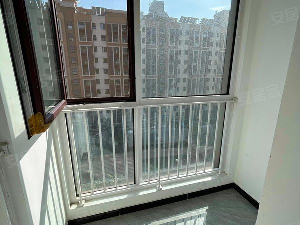 桓台金盏嘉园d区金盏嘉园新出婚房精装一居室4100 近望京酒仙桥798