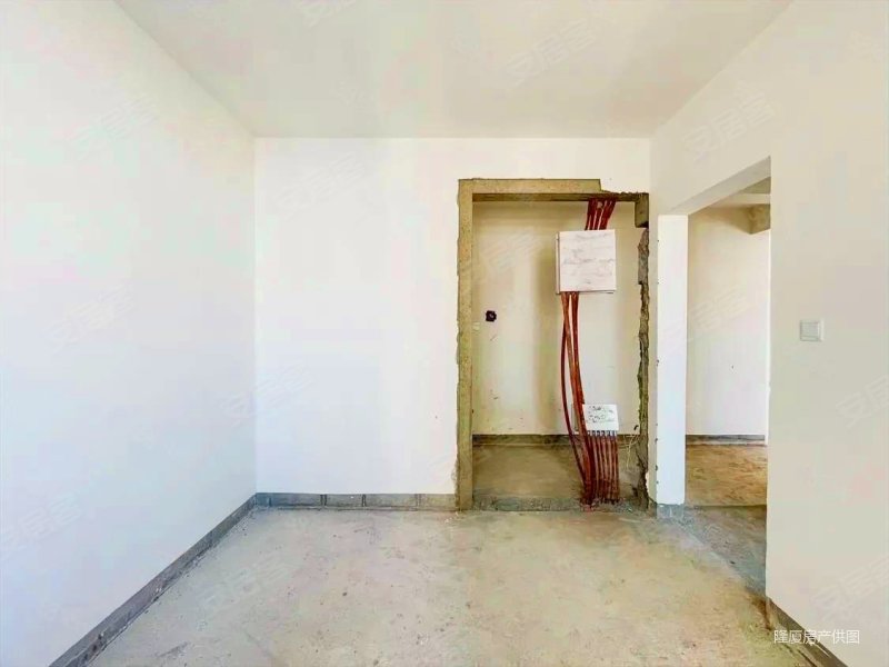 铁路局 新小区 电梯房 铁一小 五十四中 看房随时,逸品华府二手房,286