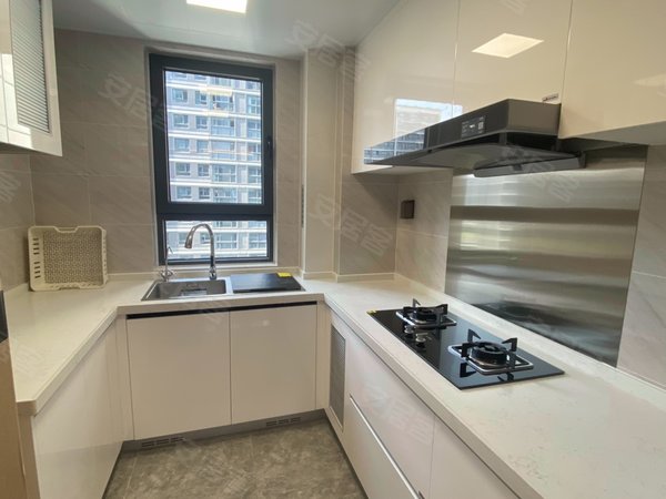 苏州高新区科技城大境悦府大境悦府精装三房两卫 品牌家私  随时看房