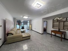 霍邱新店新店市场东方一品城 精装4室2厅2卫 配套齐拎包入住 随时看房出租房源真实图片