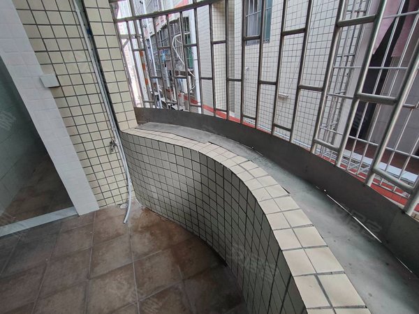 深圳光明公明公明南庄村南庄精装大两房 6号线红花山地铁站 近楼村