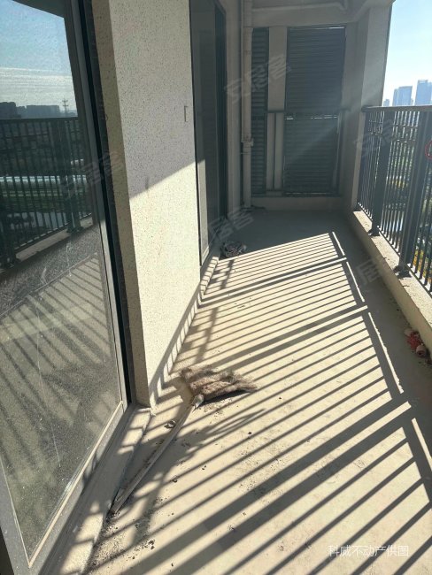 慈溪市区近医院中间好楼层双卫生间产权清晰车位充足