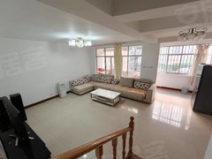 曲靖麒麟万达广场西苑小区，一楼，家具家电齐全出租房源真实图片