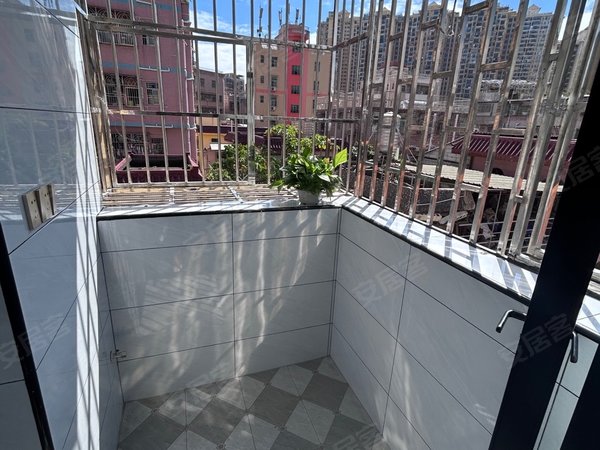 深圳布吉丹竹头圆墩小区直租 无中介真实拍摄 精装修 家私家电齐全