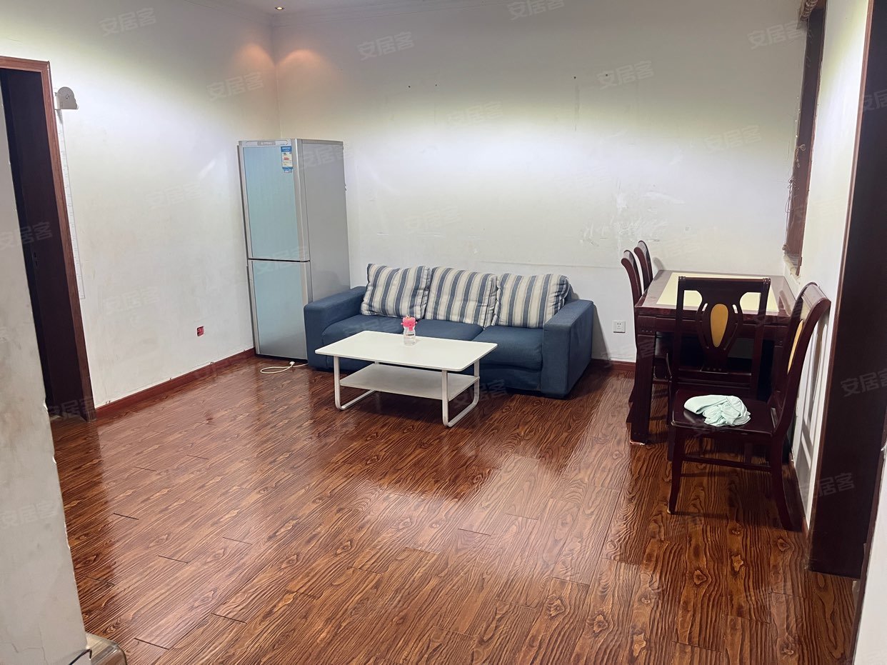 骆岗 3室1厅1卫