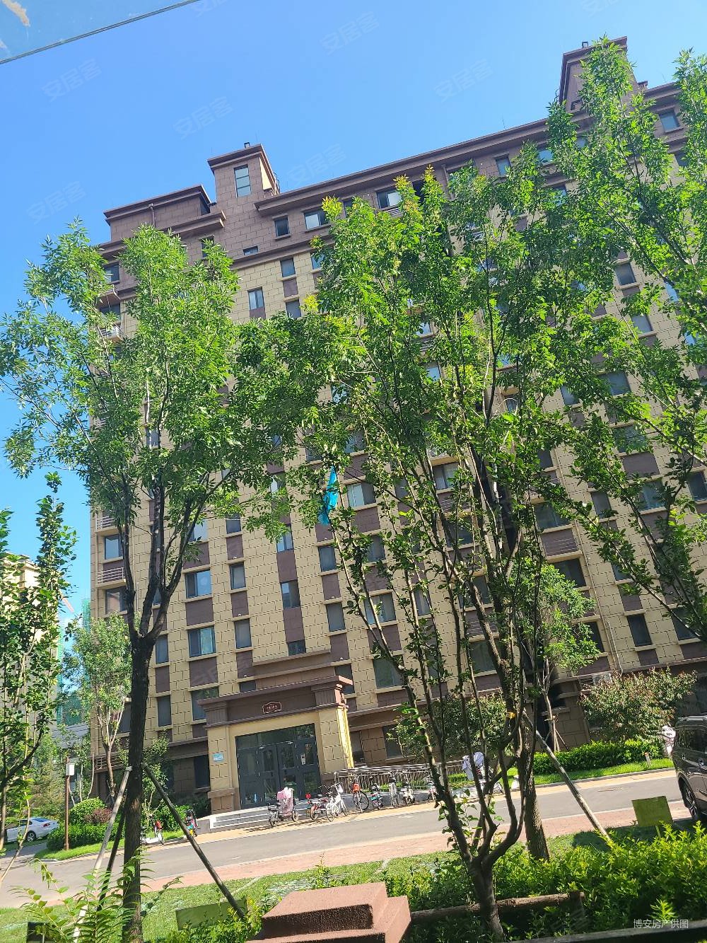 海鑫山水郡3室2厅1卫134㎡南北108万