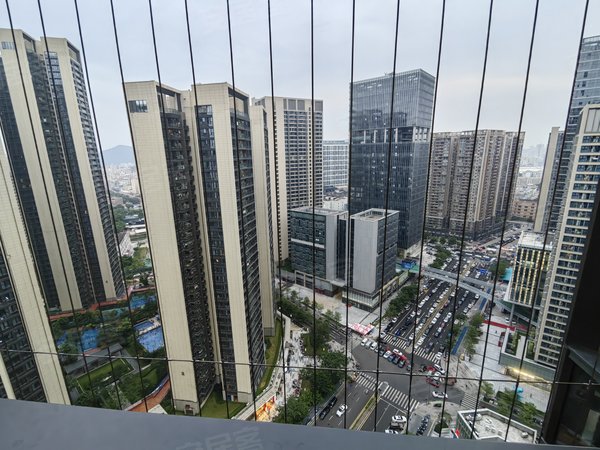 深圳宝安马安山万科星城名邸万科星城名邸80平 天虹旁地铁旁 3室2厅