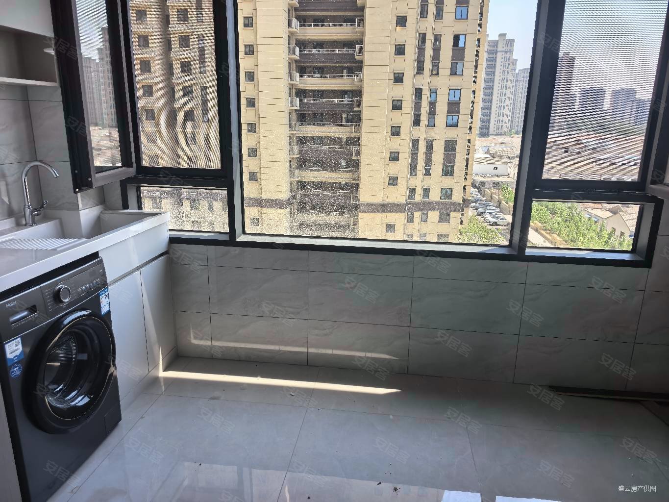 港利上城国际3室2厅1卫109㎡南58.9万